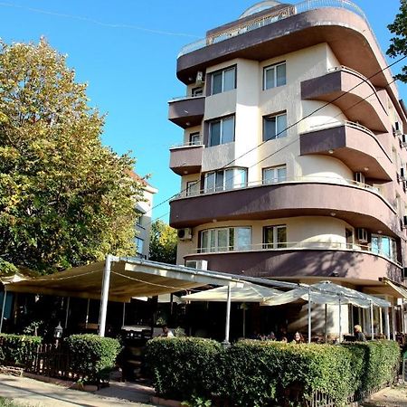 Rio Family Hotel ブラゴエヴグラト エクステリア 写真